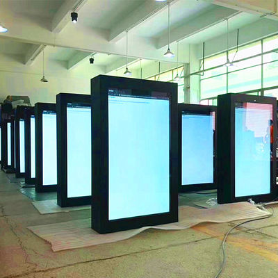 Китай Установленный стеной киоск экрана касания, ИП65 делает на открытом воздухе взаимодействующий киоск водостойким поставщик